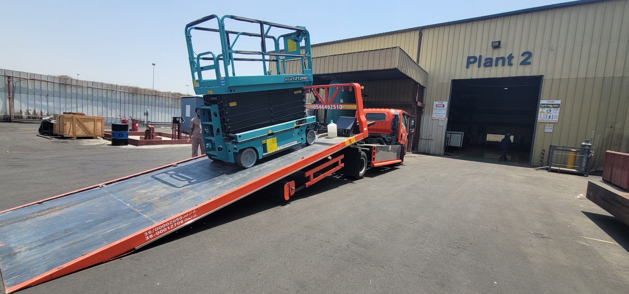 سيزر لفت مانلفت للايجار روافع شوكيه ومقصيه للايجار