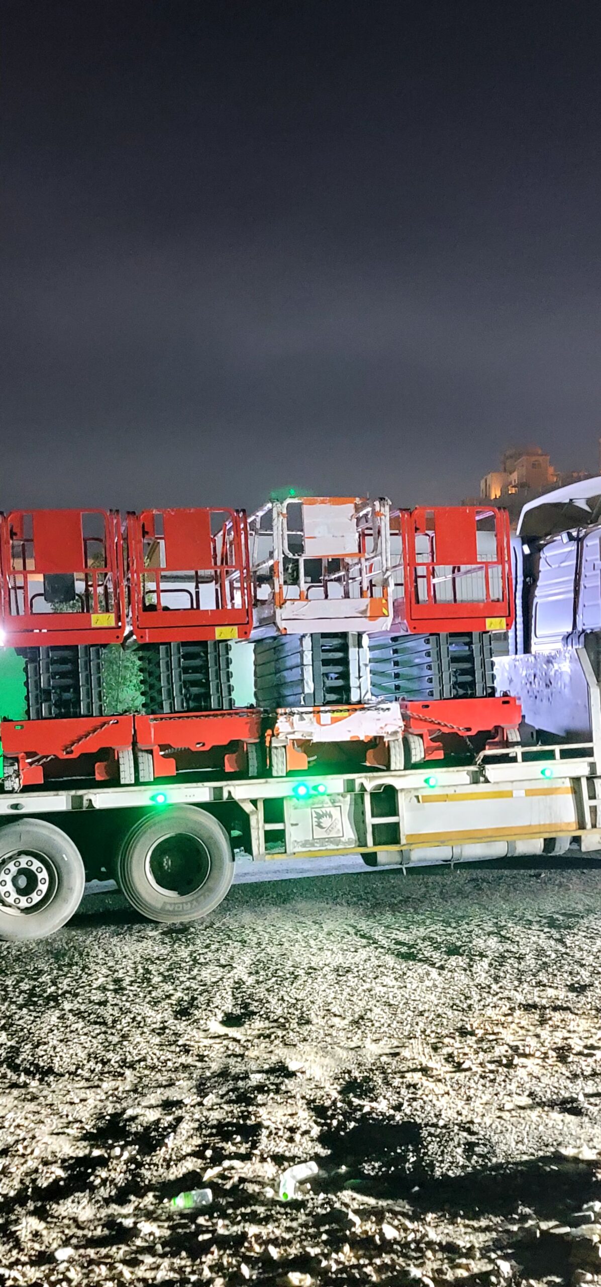 سيزر لفت للايجار مانلفت للايجار كرين للايجار رافعه