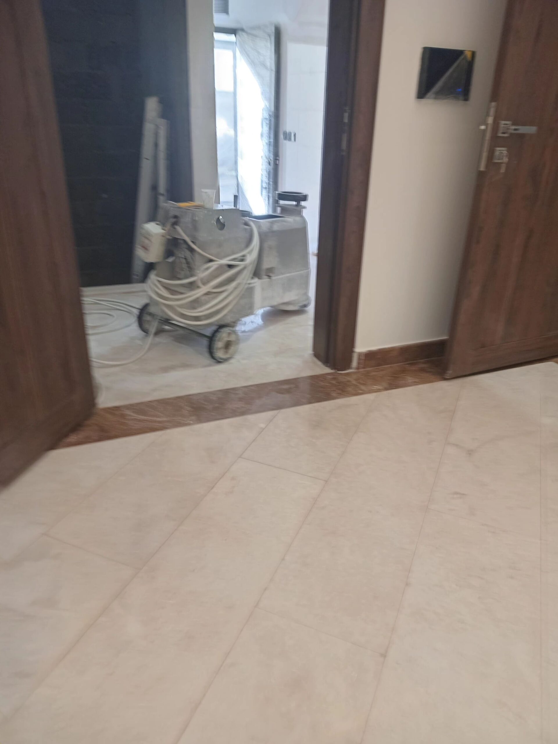 جلي وتلميع الرخام والسيراميك والبلاط بالمدينة