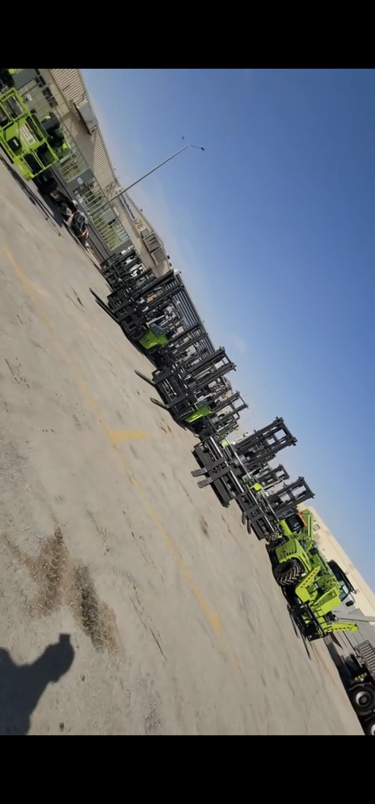 سيزرلفت للايجار مانلفت للايجار كرين للايجار رافعه