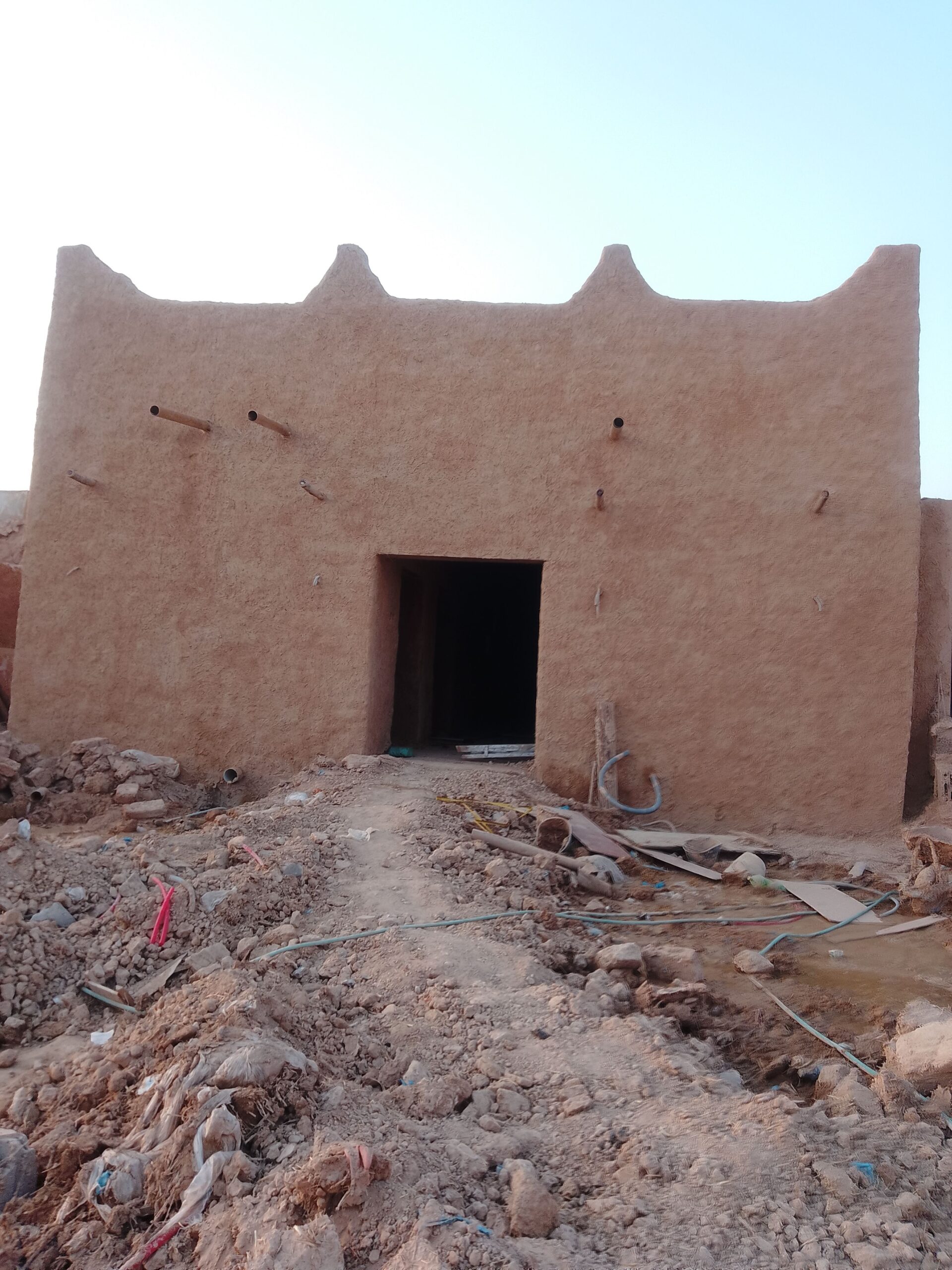 مقاول تراث نشتغل في جميع مناطق المملكه