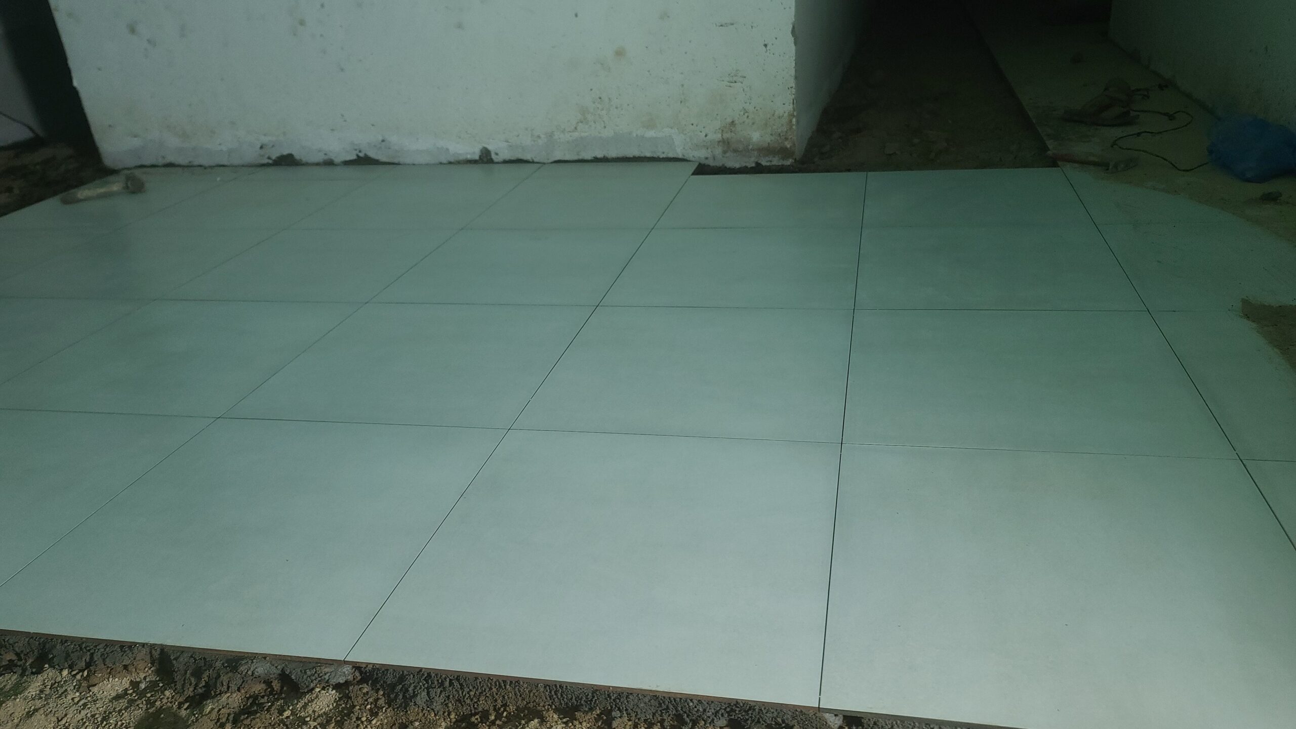 معلم بلاط درجة أولى