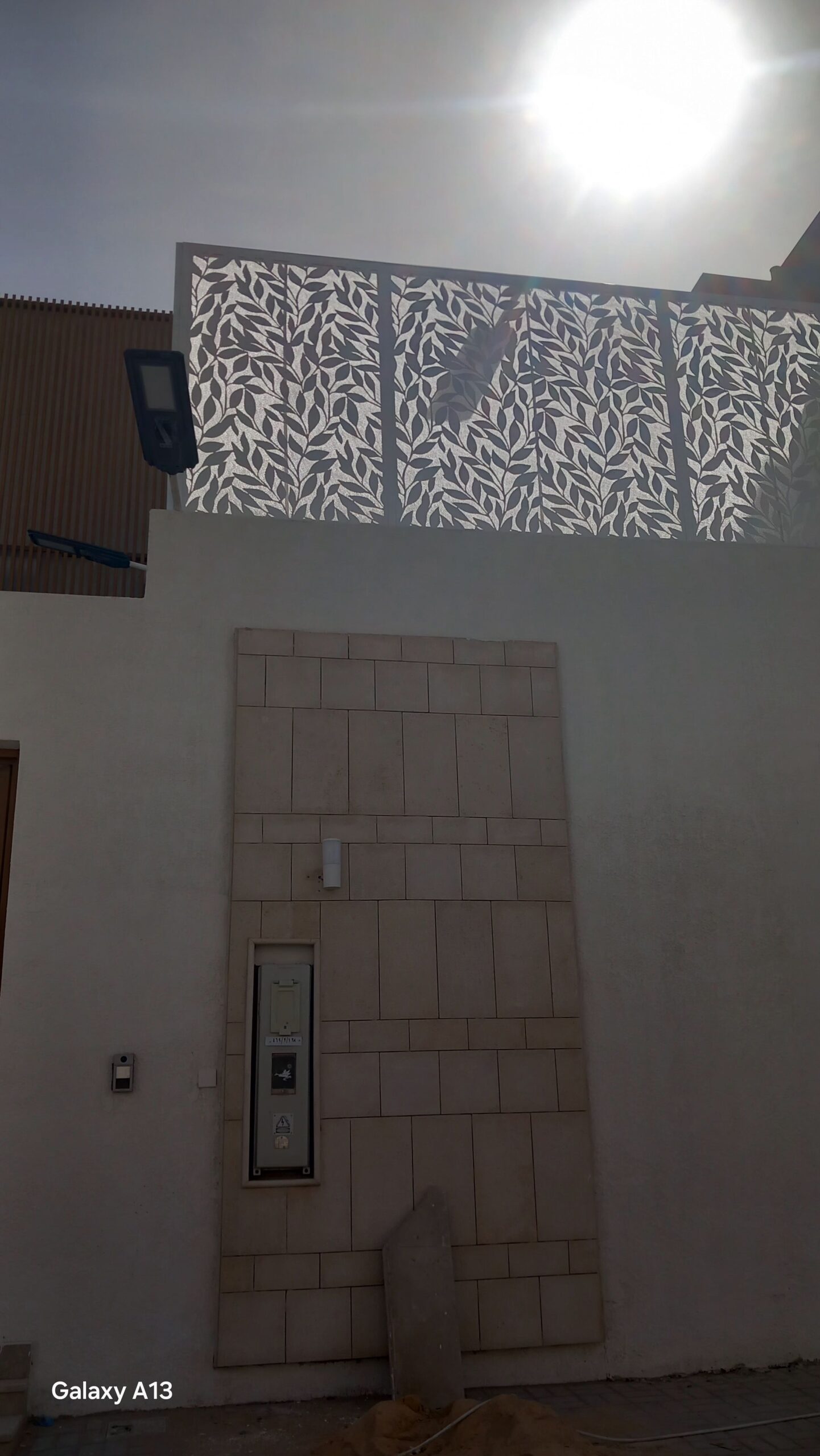 تكسيات بديل الخشب للابواب القديمه