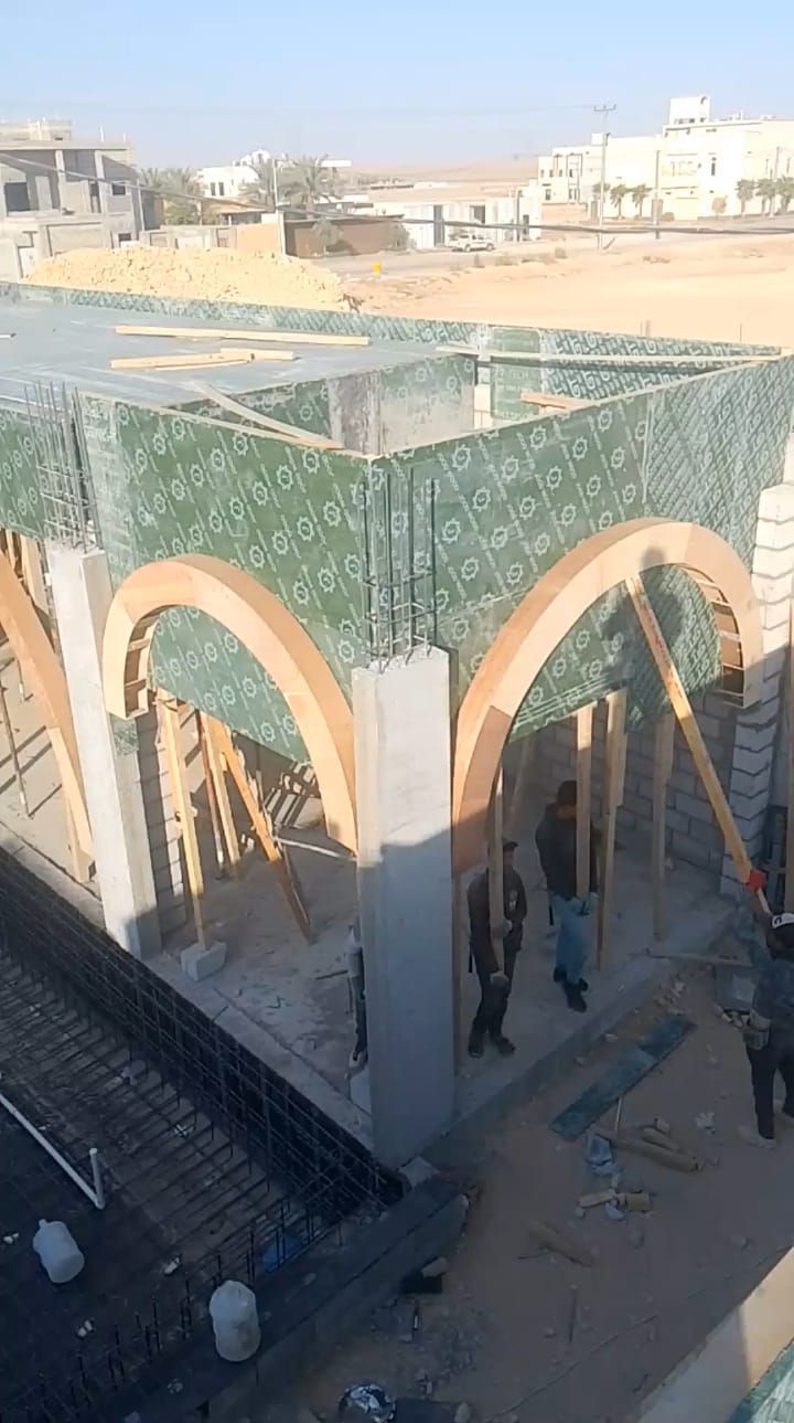 مقاول ملاحق