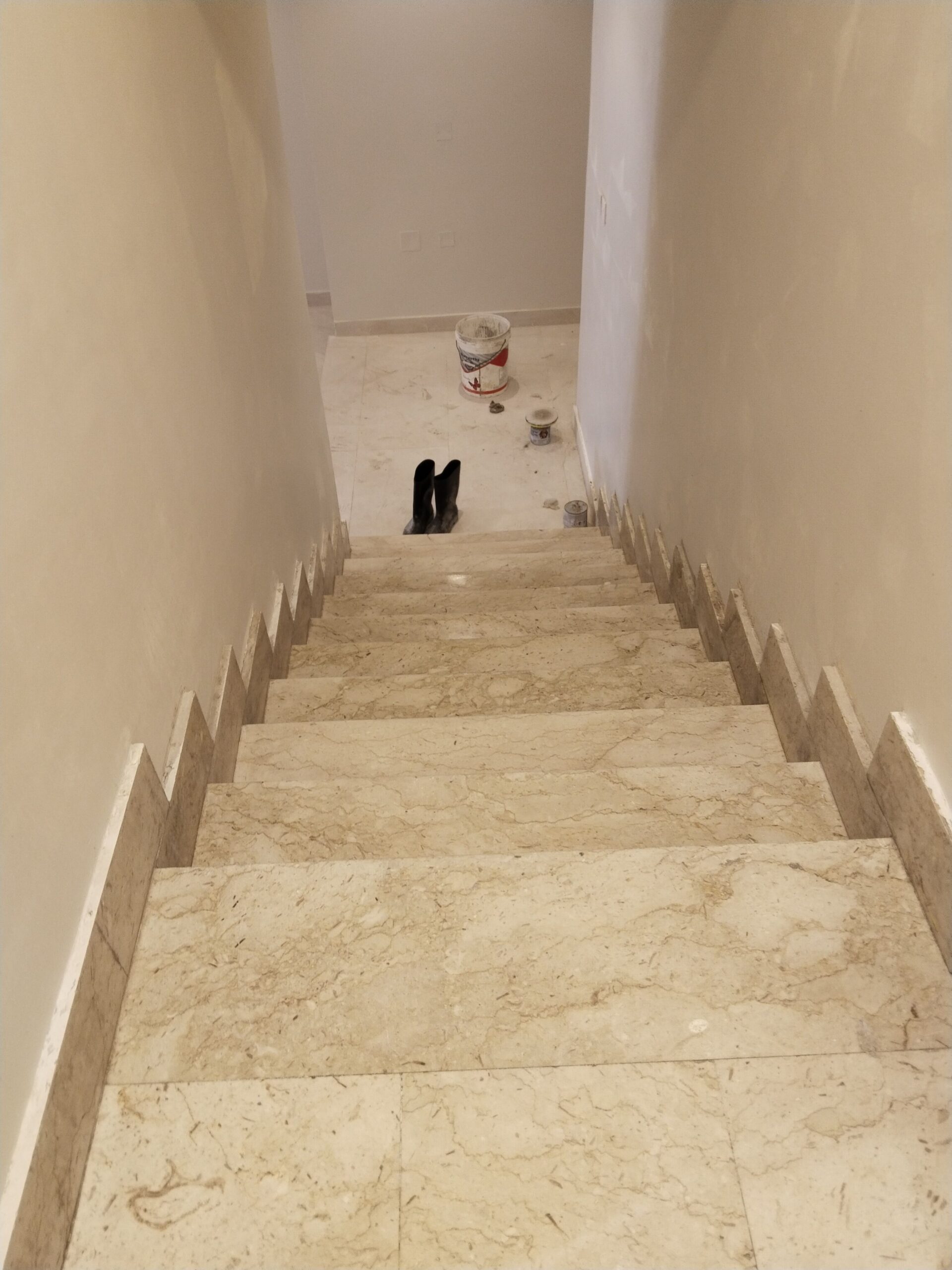 جلي بلاط تلمیع روخام تنظيف تلىيع سراميك جلي درج جل