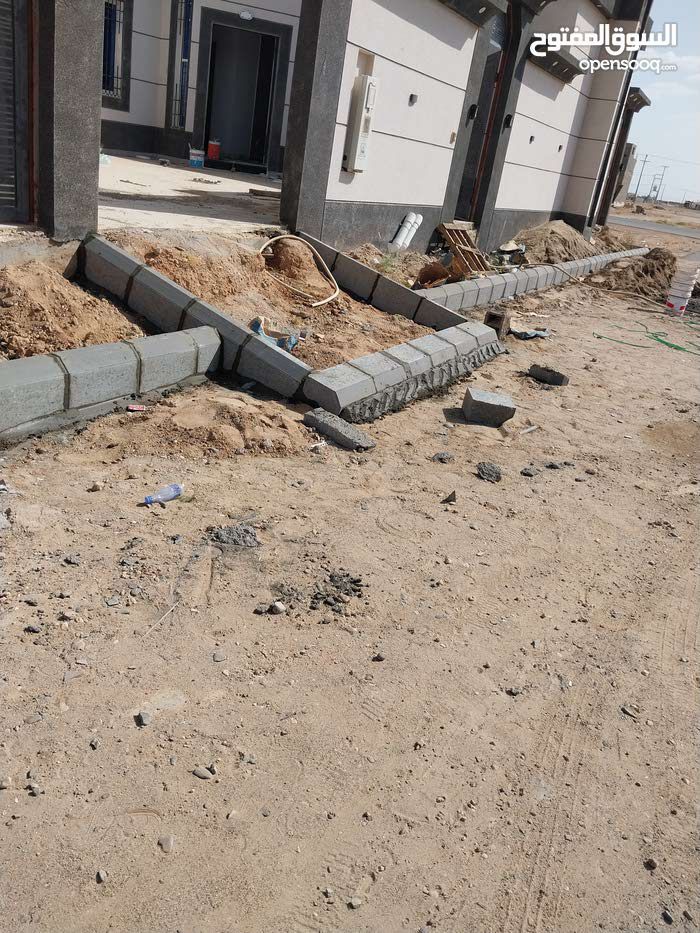 معلم بندوره وانتر لوك للتركيب والسعر كويس بعون الل