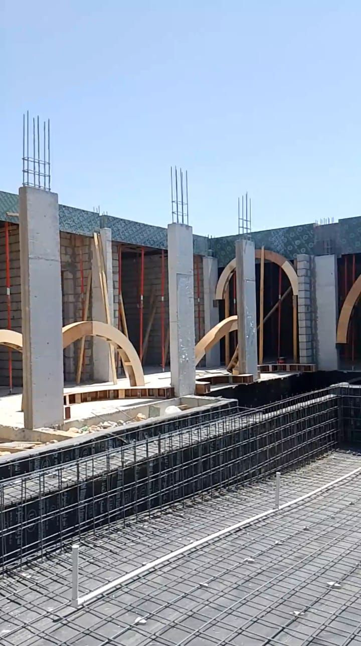 مقاول ملاحق