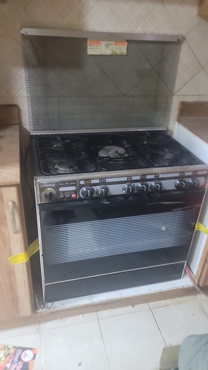 شراء الاثاث المستعمل بشرق الرياض