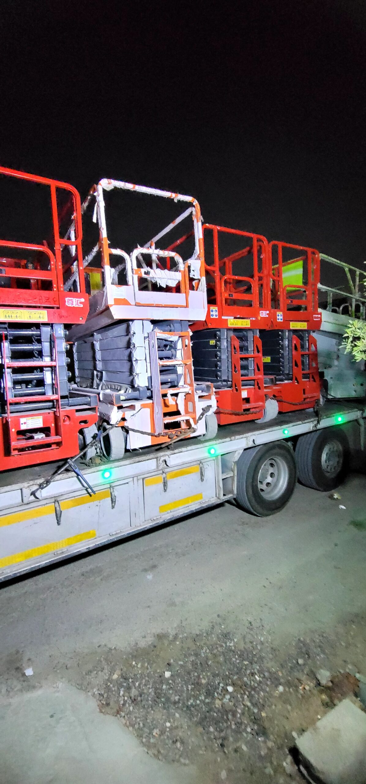 سيزر لفت للايجار مانلفت للايجار كرين للايجار رافعه