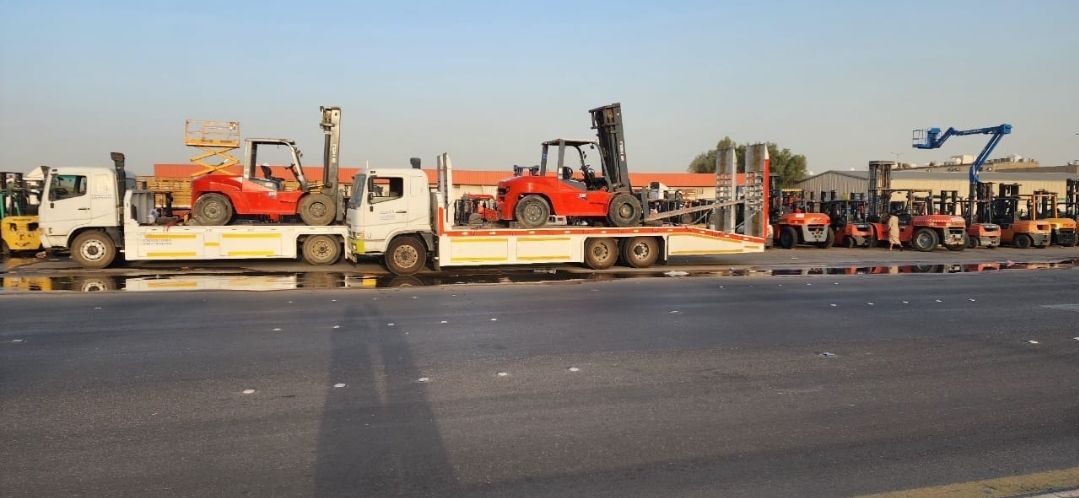 تأجير جميع انواع المعدات الثقيلة مان لفت سيزر لفت