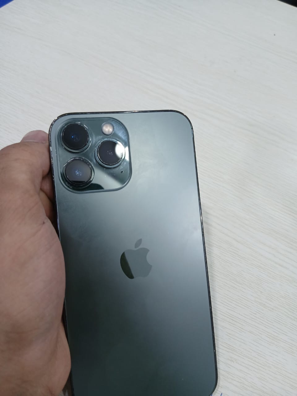 ايفون 13بروماكس بحالة الوكاله