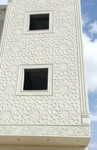 لياسه ملونه وحجر طبيعي