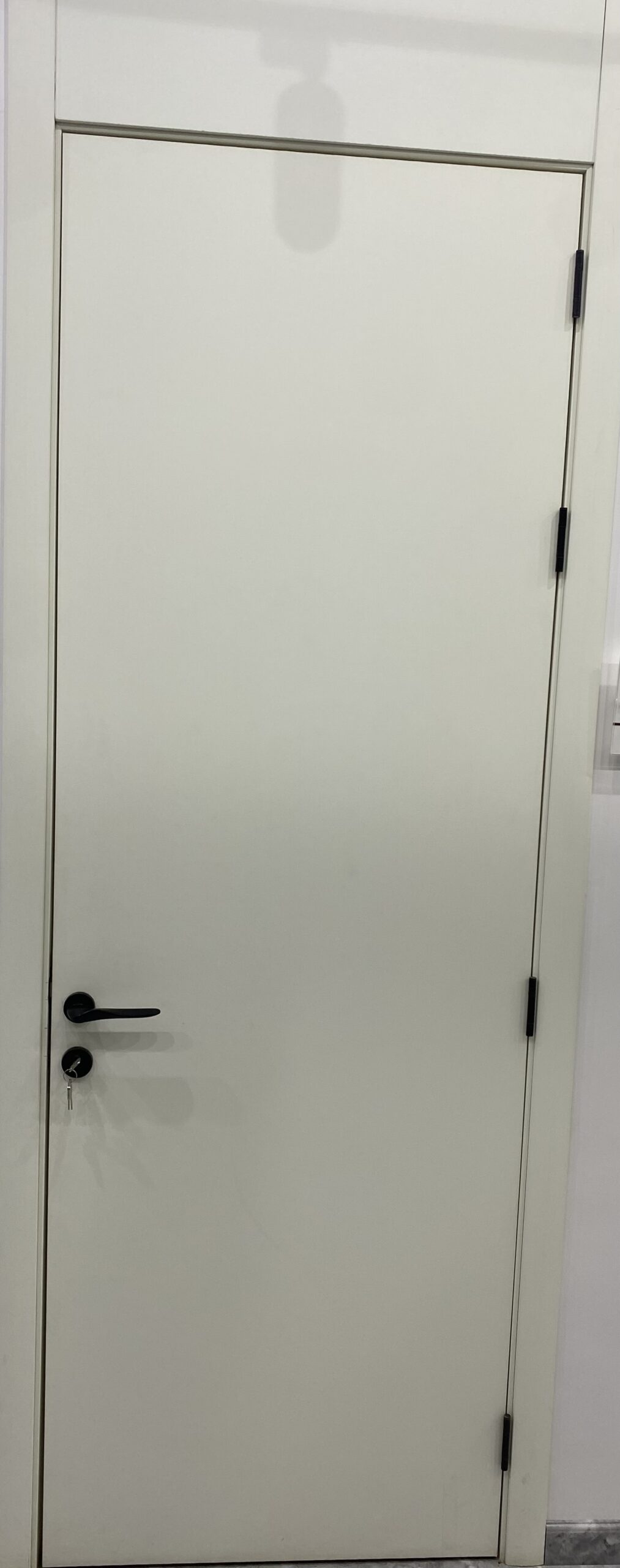 ابواب wpc فخامه واناقه للشقق والمنزليه والفندقيه و