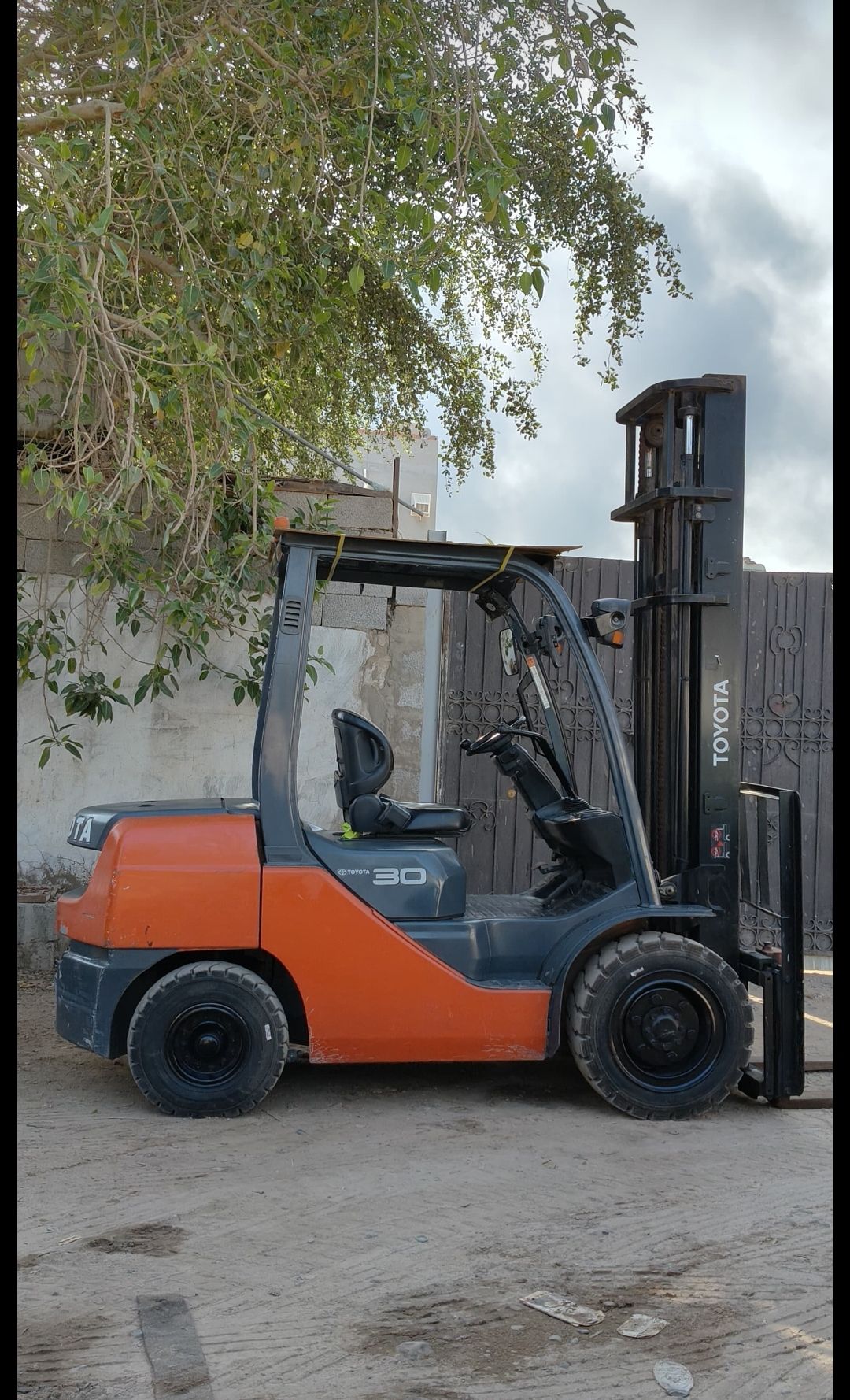 رافعات شوكيه للإيجار جميع الاحجام موديلات حديثة 20