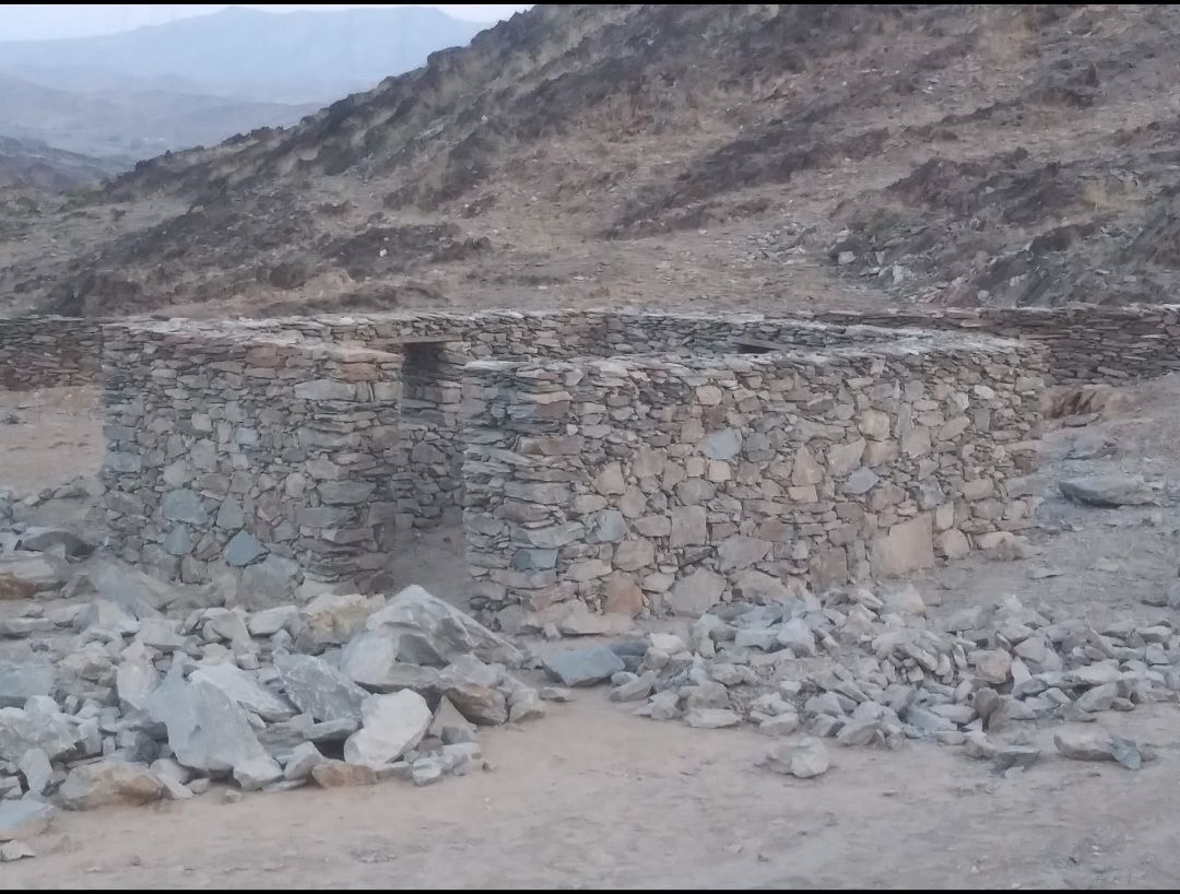 معلم حجر0507899834