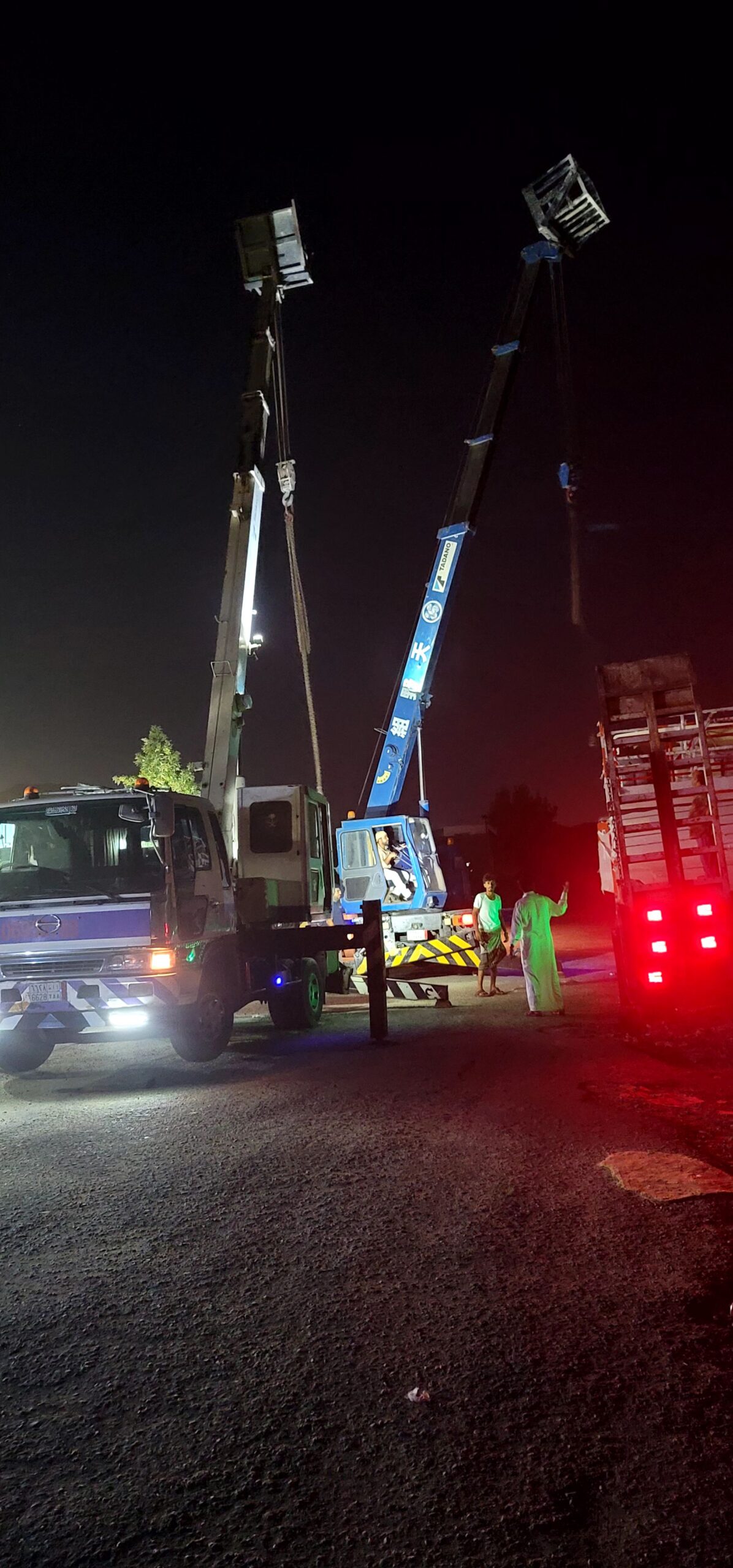 سيزرلفت كهرباء للايجار سيزرلفت ديزل للايجار كرين ل