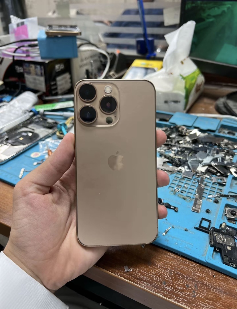 آيفون x مرهم 16 برو