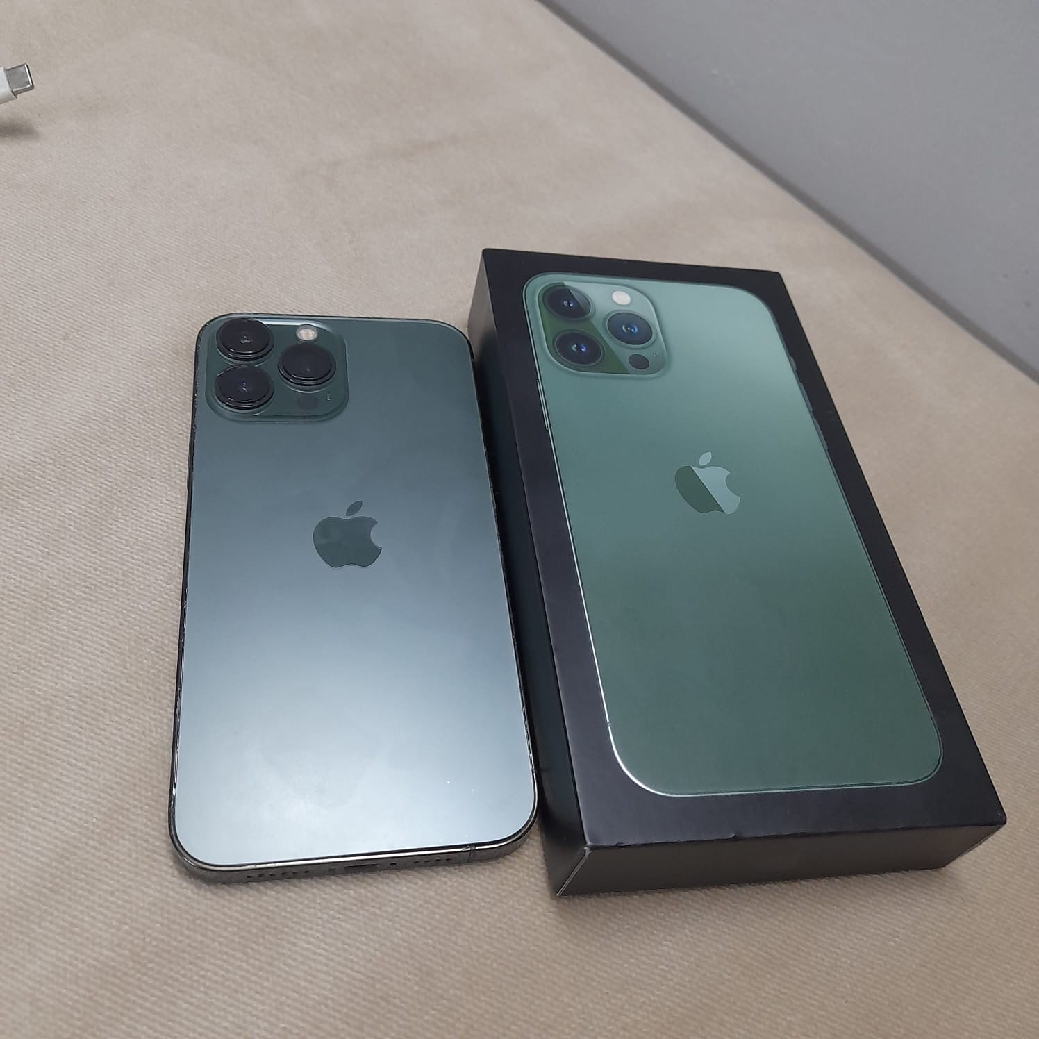 ايفون 13بروماكس بحالة الوكاله