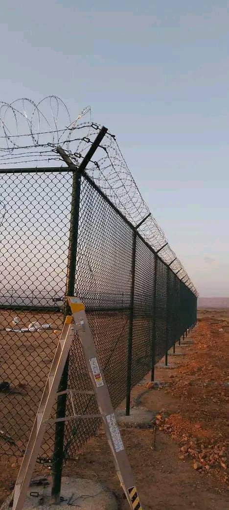 مقول شبوك زرعيه شبوك محميات شبوك ملعب شبوك تسوير ا