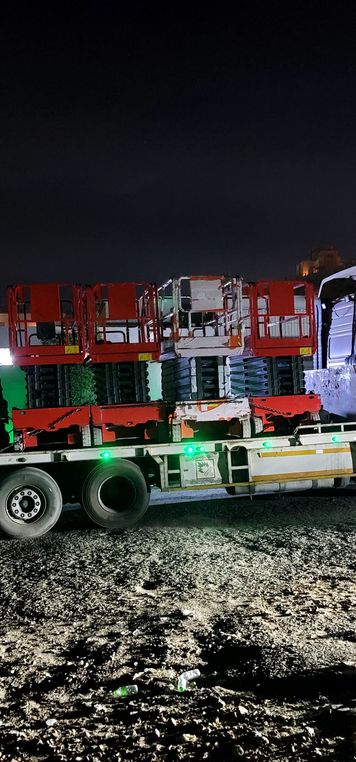 سيزرلفت كهرباء للايجار سيزرلفت ديزل للايجار كرين ل