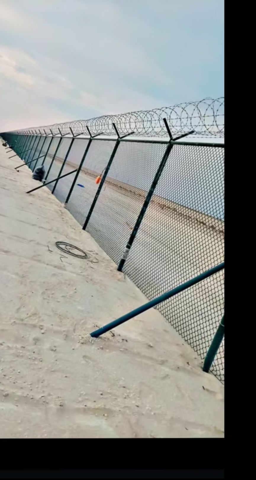 نقوم بتوريد وتركيب كافه اعمال الشبوك الزراعيه حديد