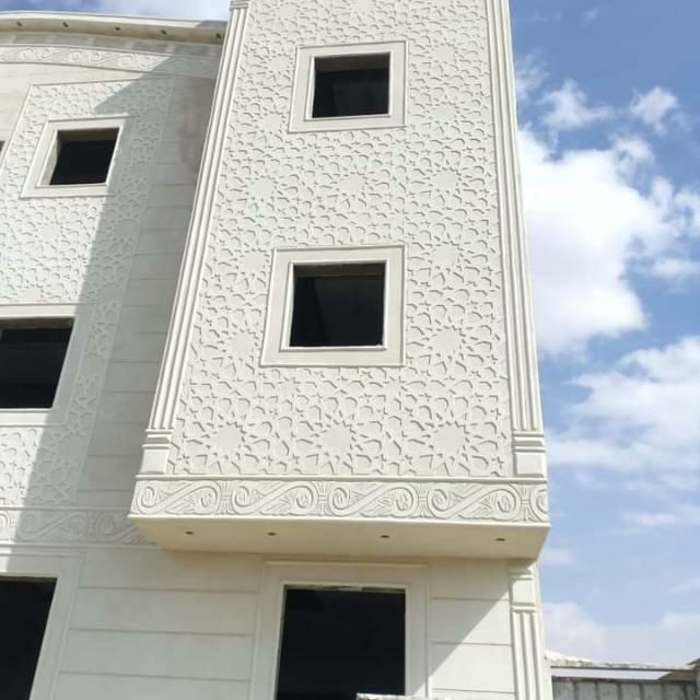 لياسه ملونه وحجر طبيعي