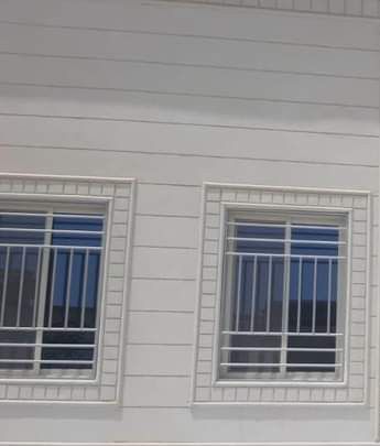 لياسه ملونه نفس الحجر المتر 13ريال شامل كل شي