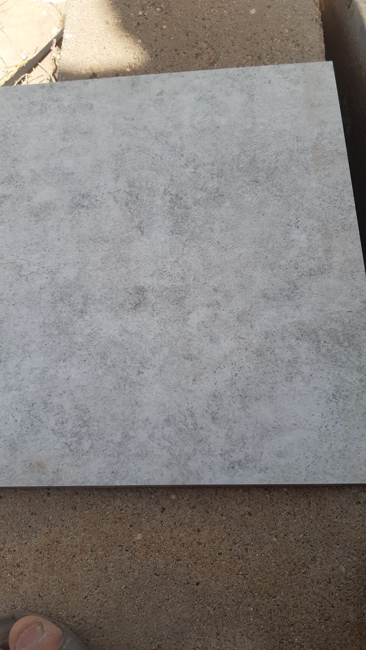 مبلط سيراميك بخميس مشيط