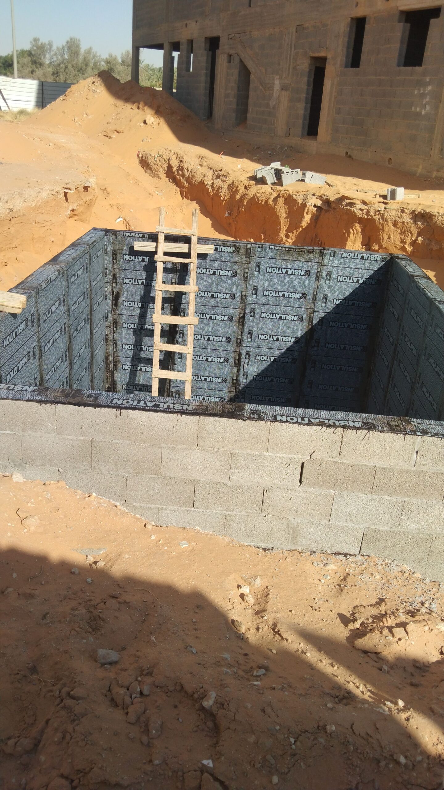 عوازل الحربي بالقصيم