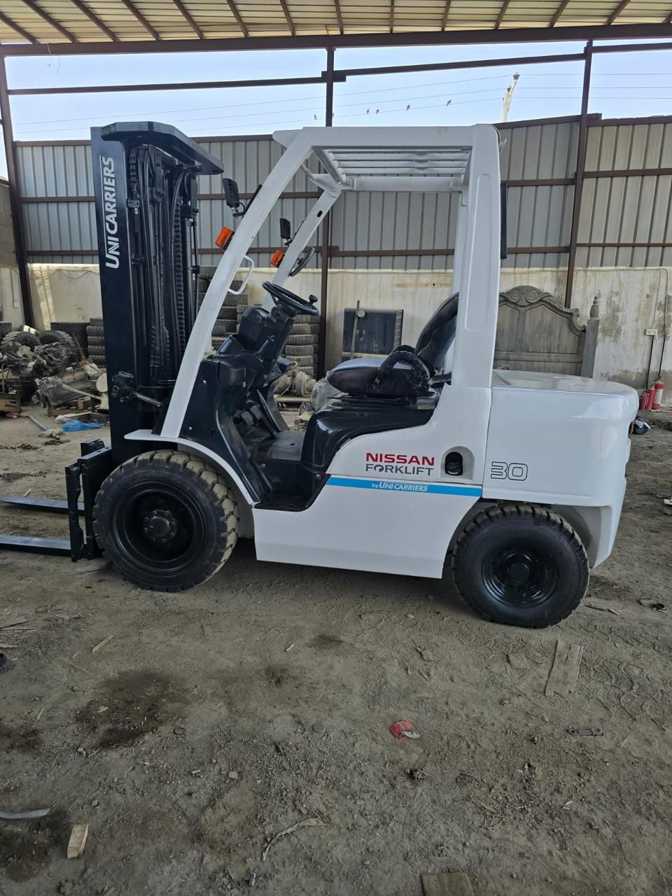 سيزر لفت للايجار رافعات شوكية للايجار