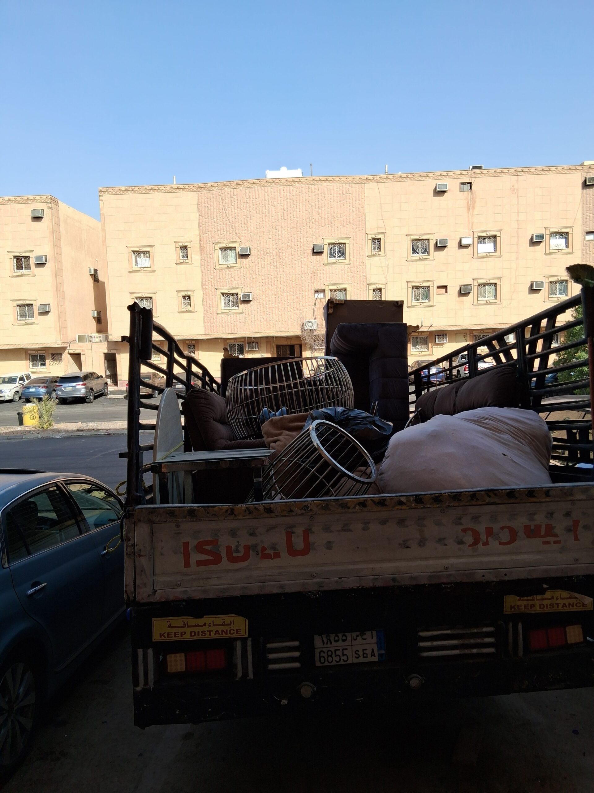 دينا طش اثاث قديم بالرياض0537486934