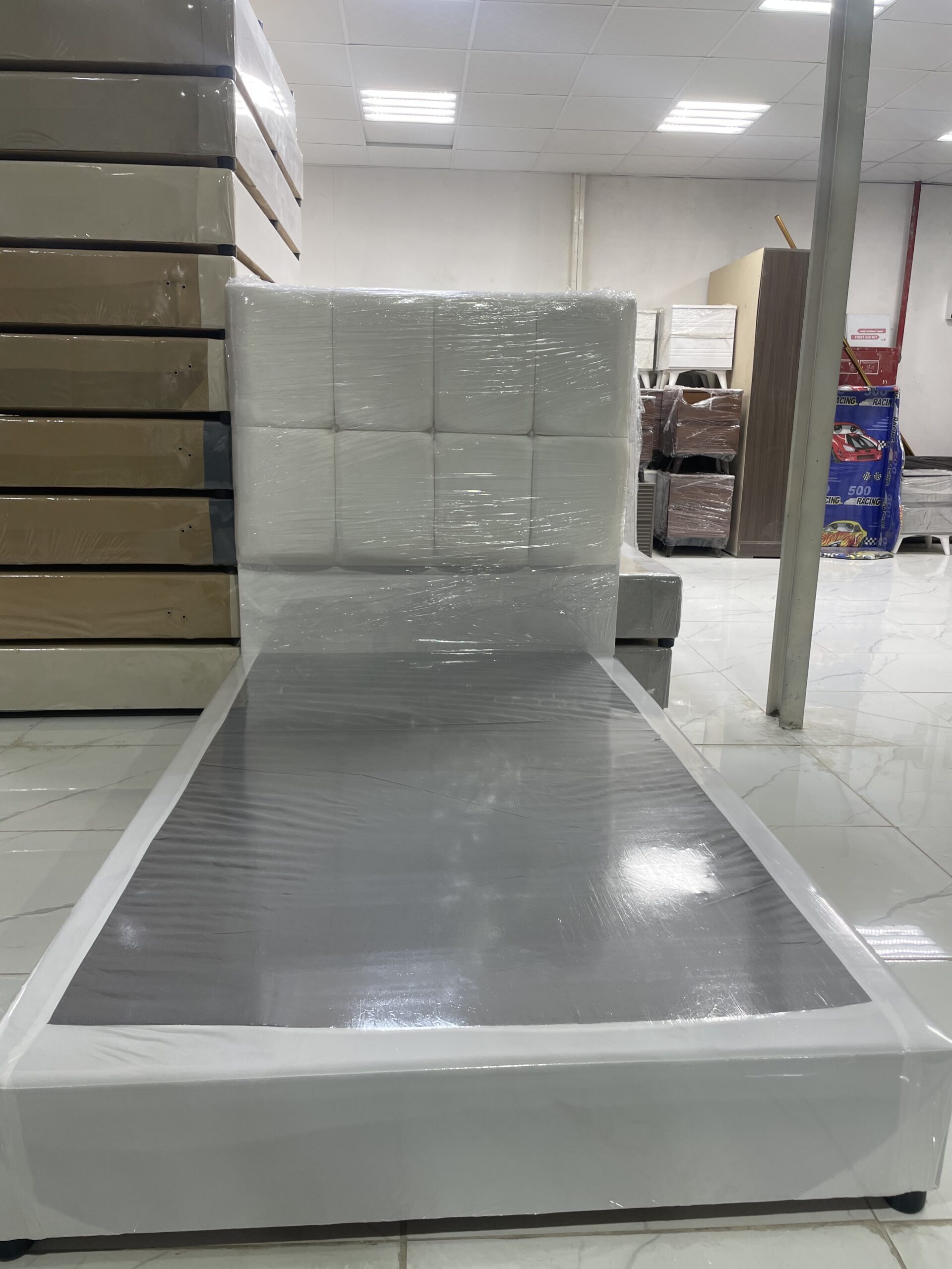 سرير نفر نوص