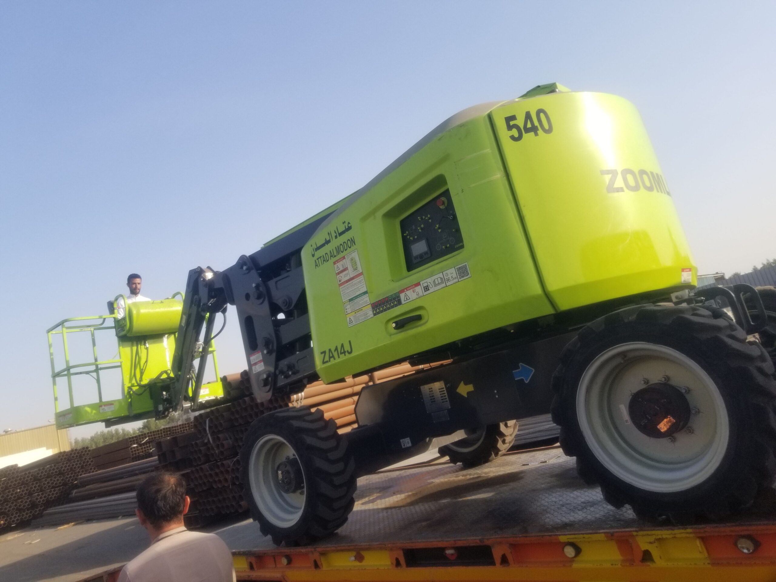 سيزر لفت للايجار رافعات شوكية للايجار