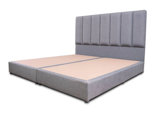 نقدّم لك سريرًا فخمًا بتصميم عصري ومريح للغاية. يت