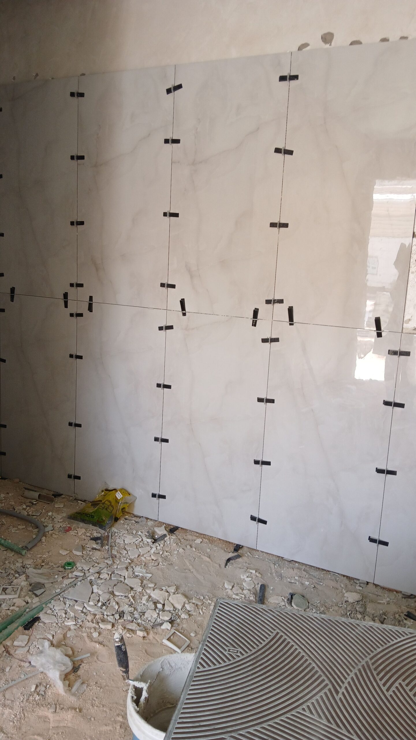 مبلط تكسير و تركيب