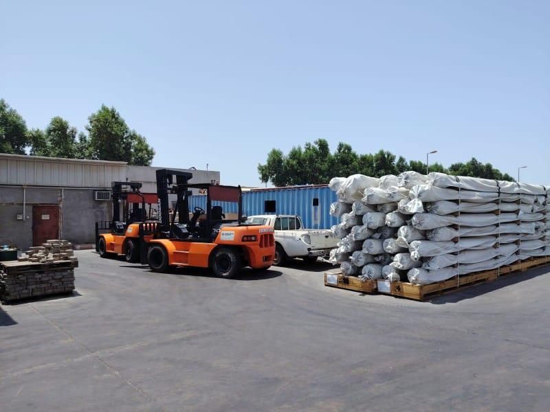 سيزر لفت للايجار رافعات شوكية للايجار