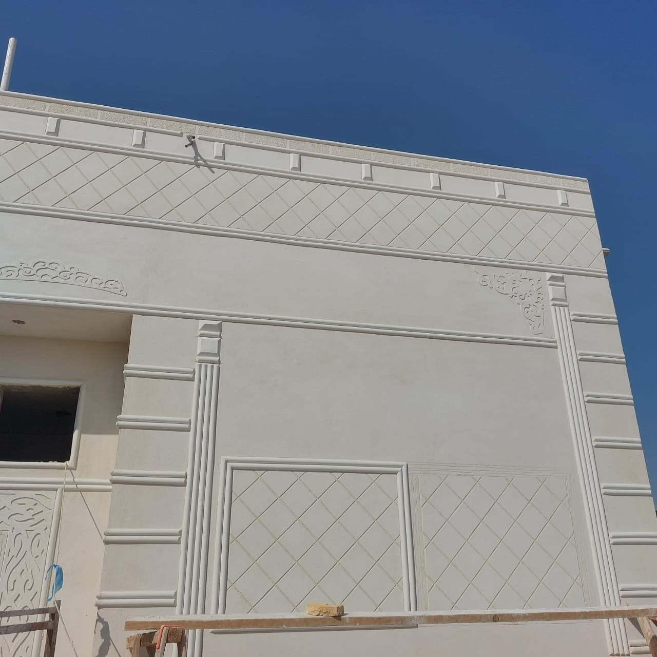 عروضنا لياسه ملونه شبيه الحجر