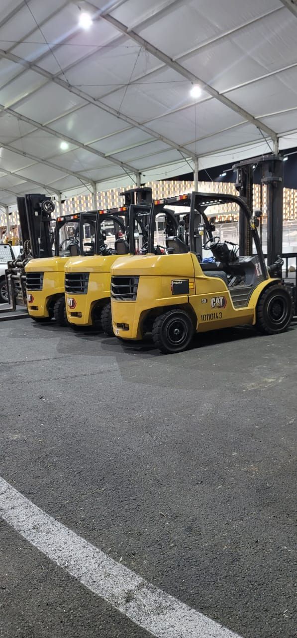 سيزر لفت للايجار رافعات شوكية للايجار