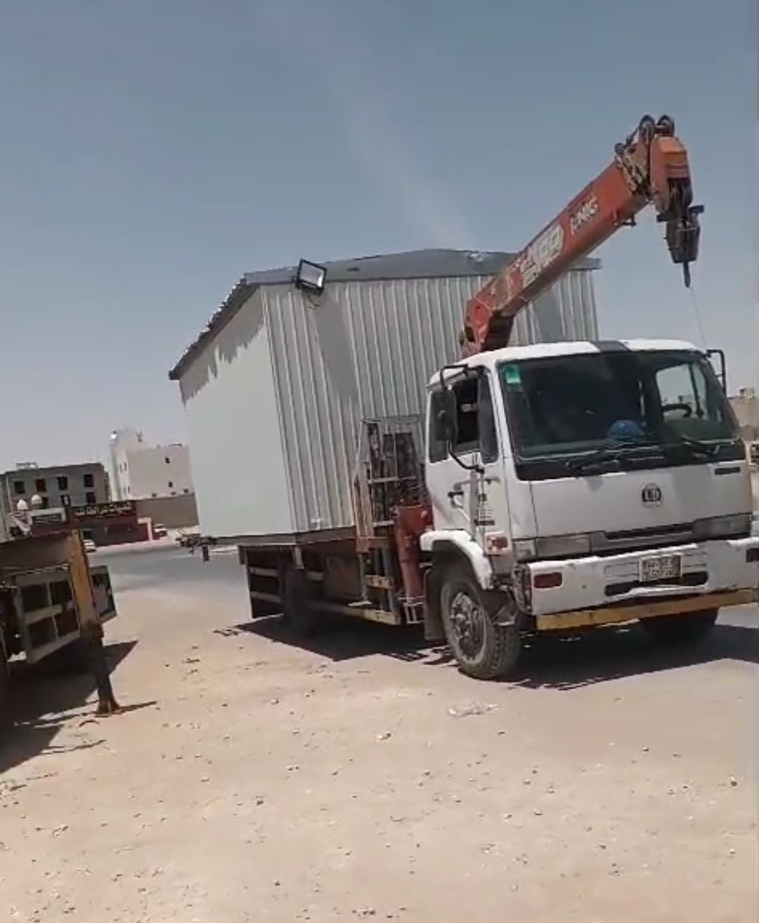 دينه نقل غرف جاهزه ونش نقل بركسات ونش نقل بيوت جاه