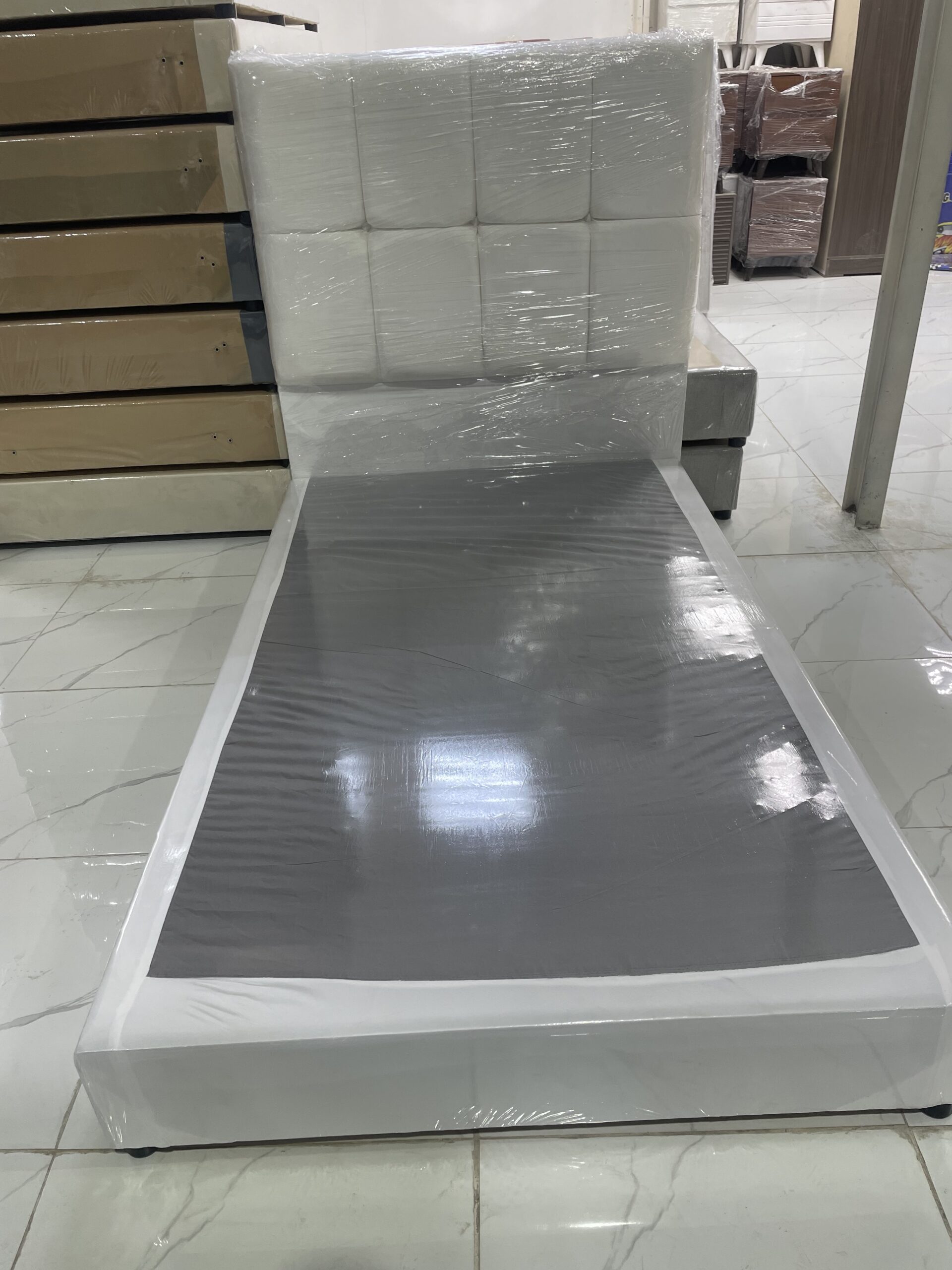 سرير نفر نوص