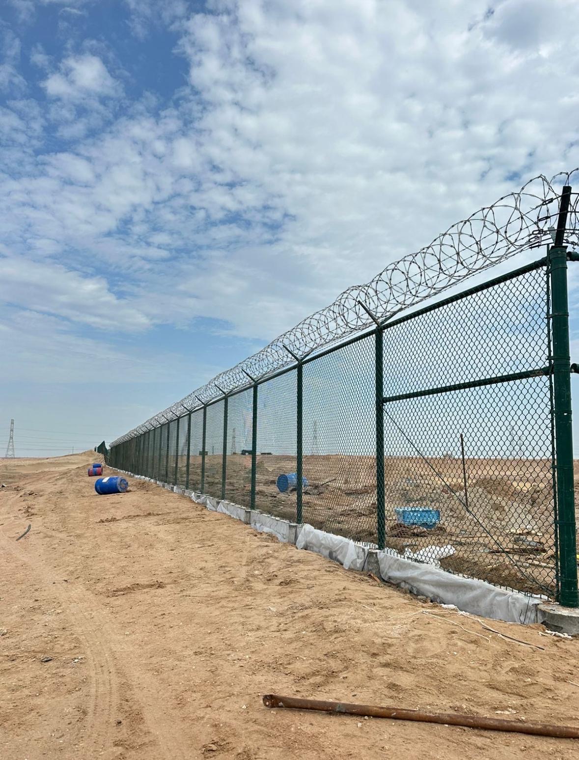 مقاول شبوك ومضلات وحجر 0530895182