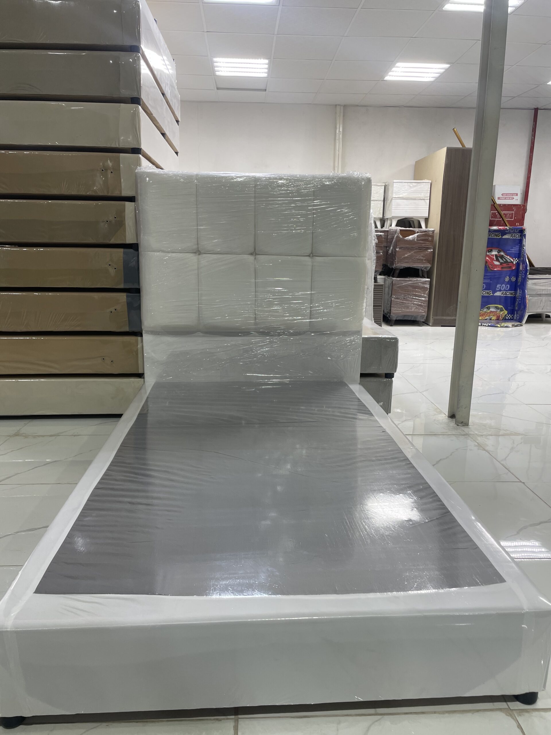 سرير نفر نوص