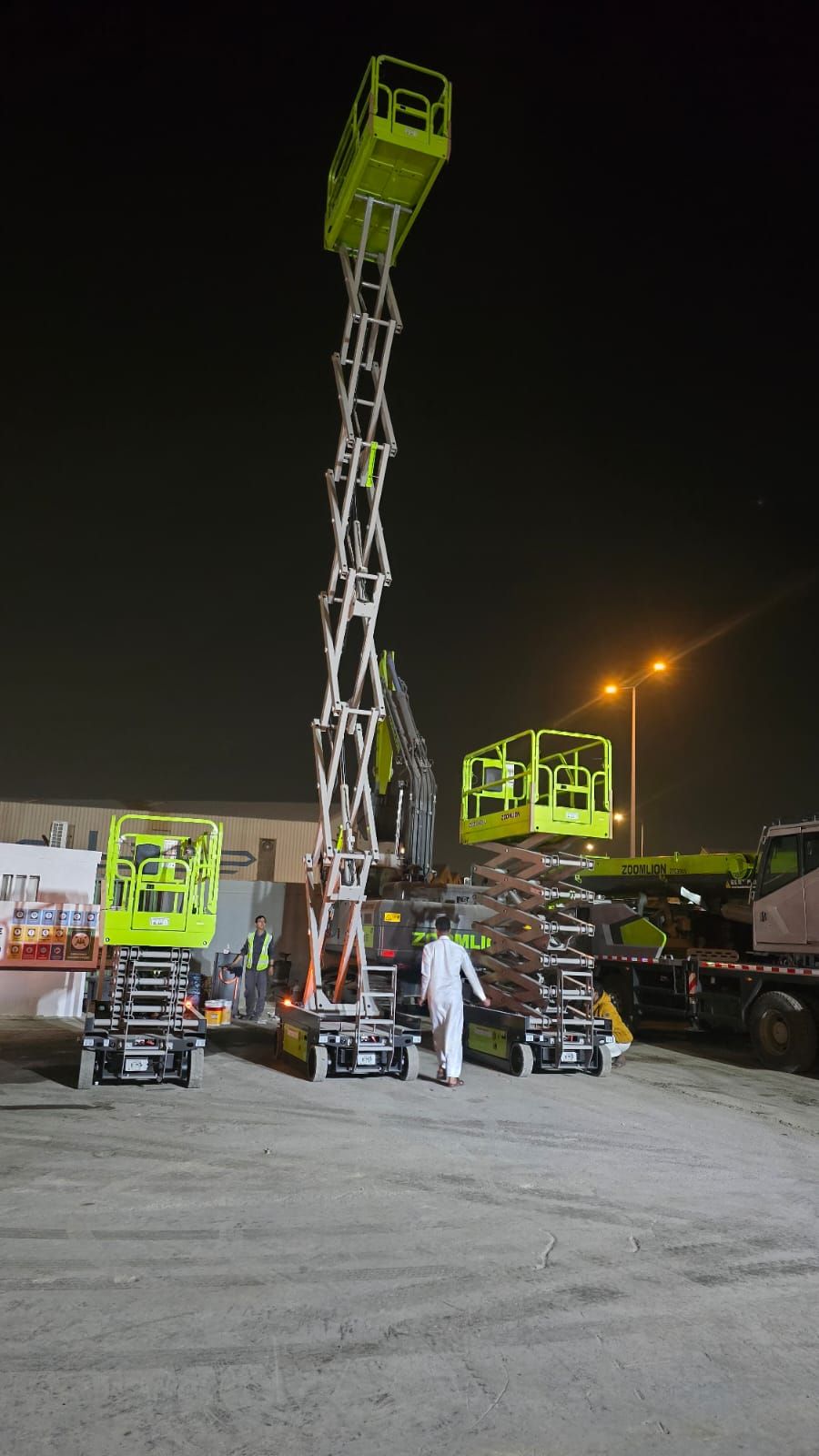 رافعه مقصيه سيزرلفت ومانلفت للايجار شهري سنوي أسبو