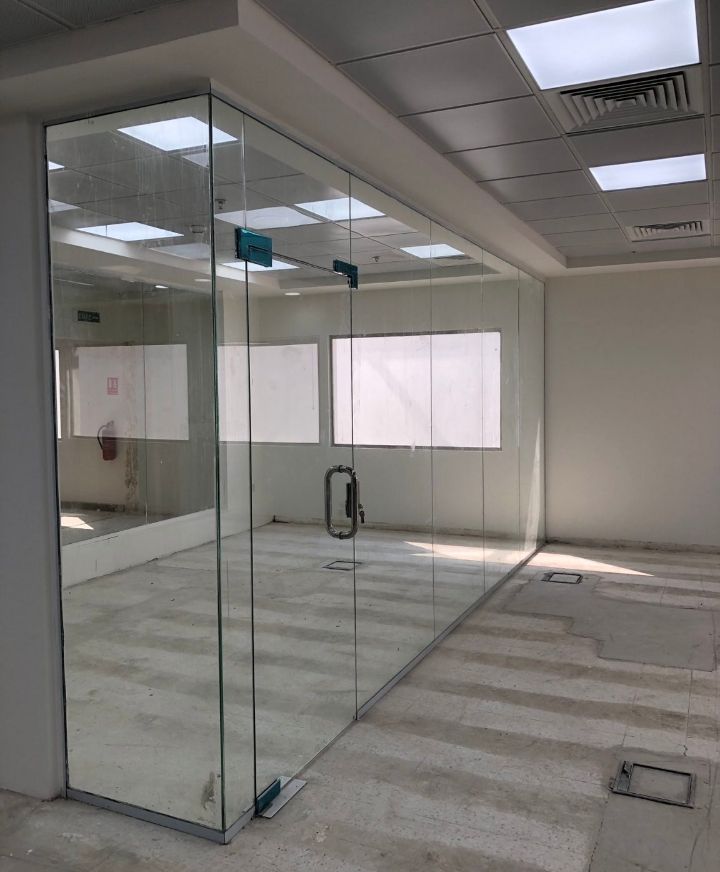 زجاج سكريت صيانه وتركيب وفك