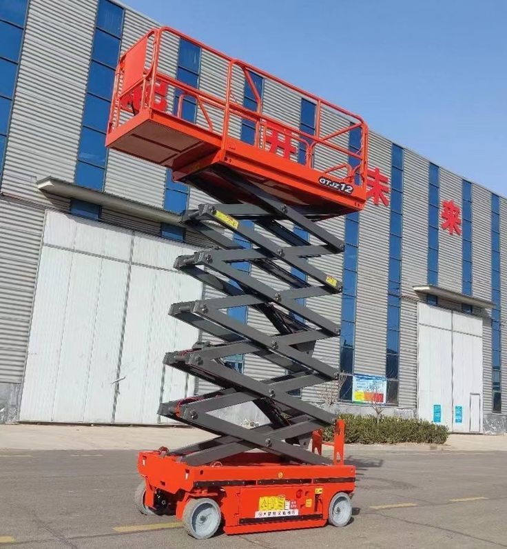 سيزرلفت للايجار 12متر للايجار سيزر لفت 12متر للايج