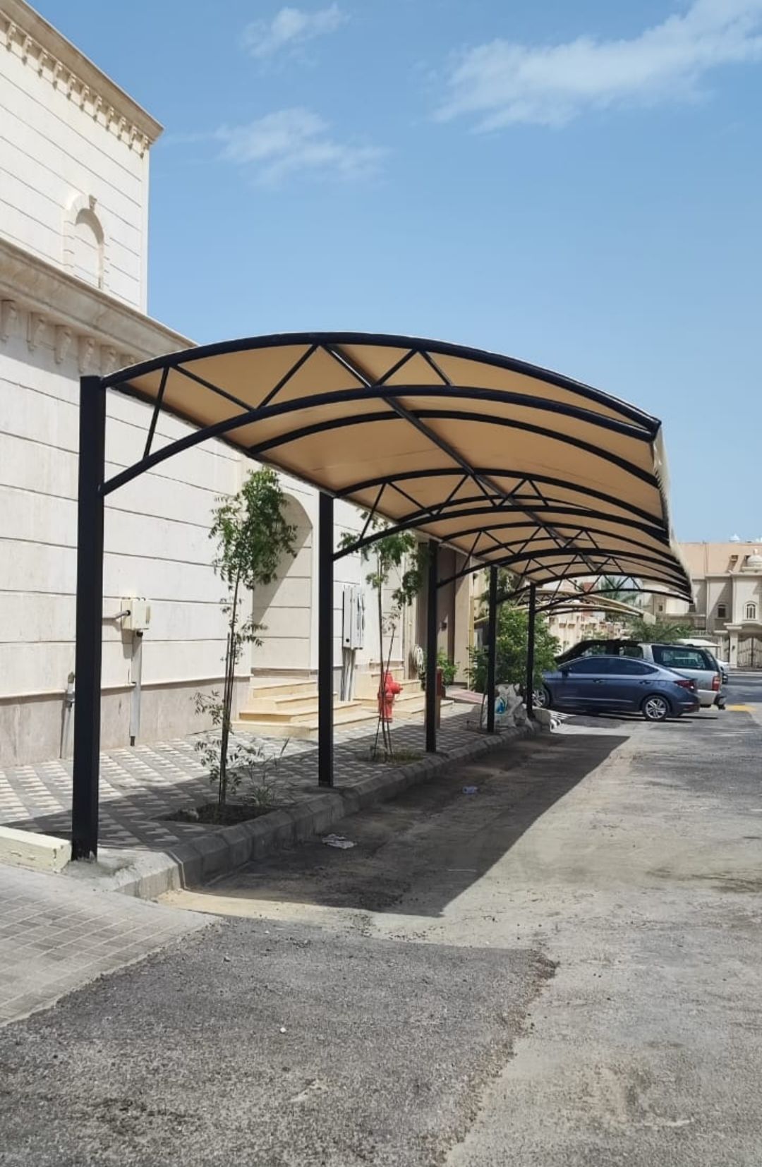 مضلات سيارات سواتر حديد قماش بلاستيك