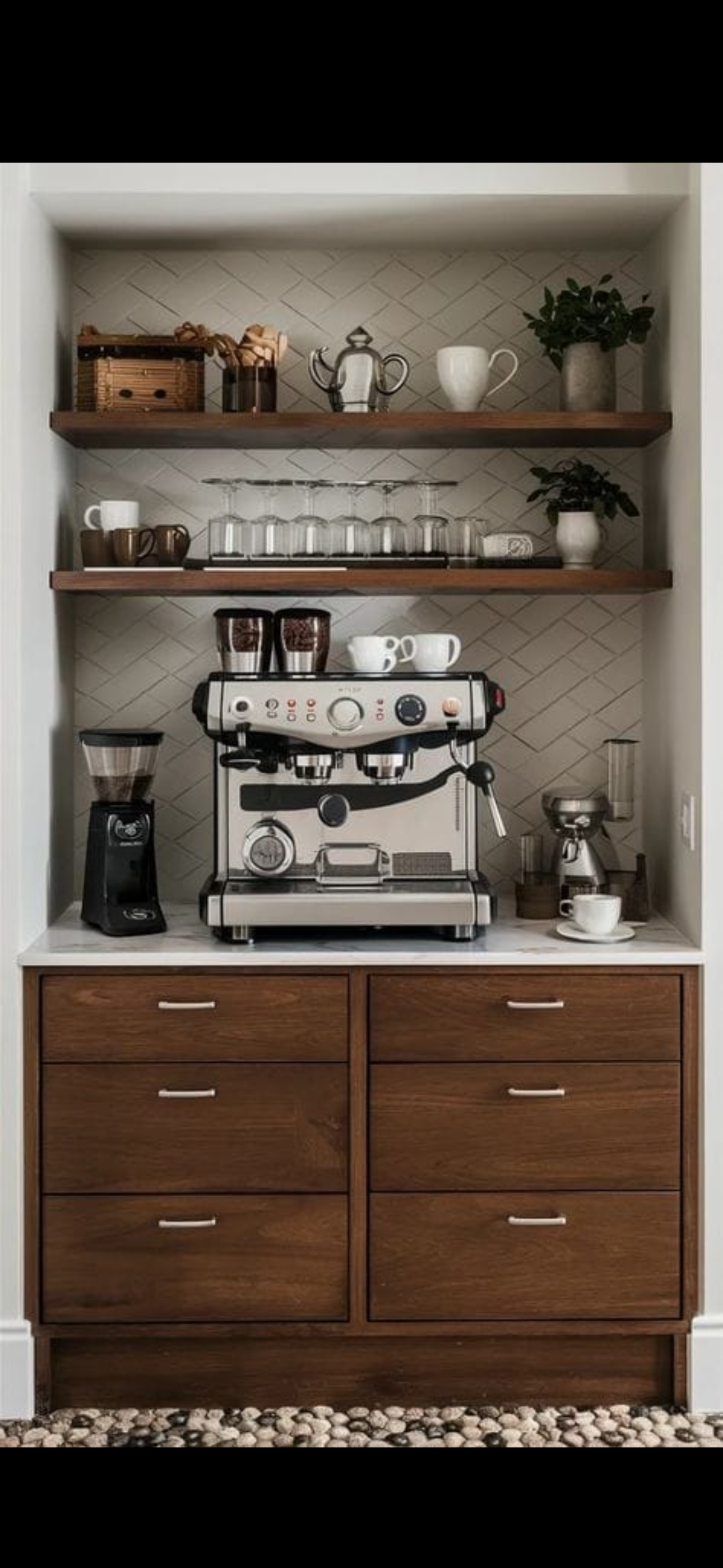 موسسة اثاث من الخيال