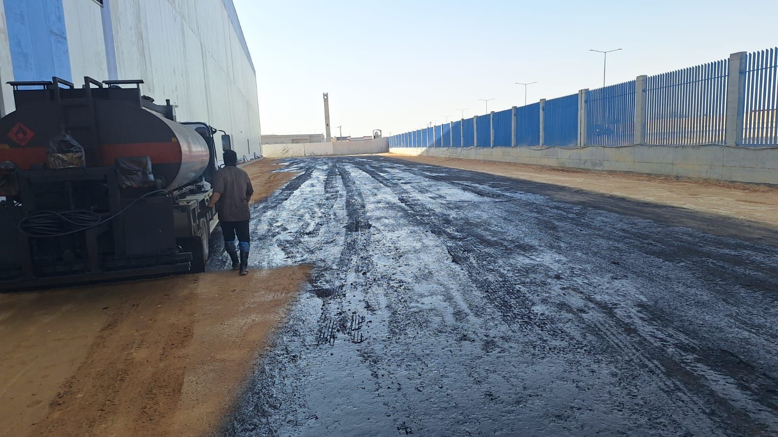 تخطيط مواقف سيارات وأعمال أسفلت