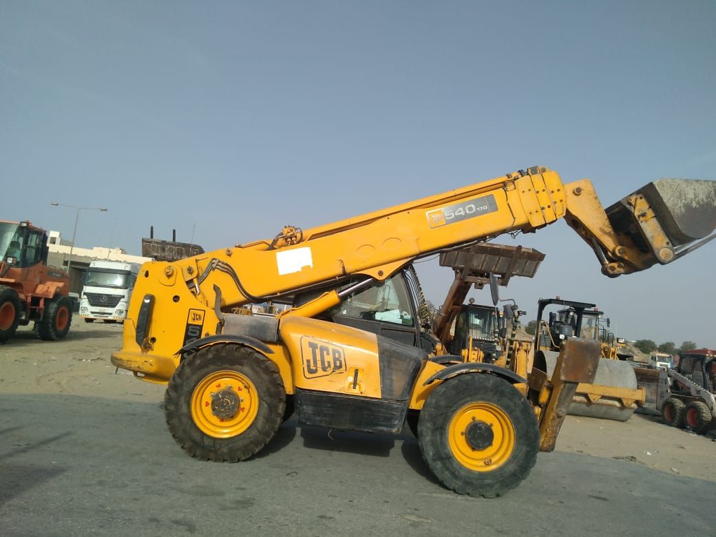 سيز لفت للايجار اليومي والشهري