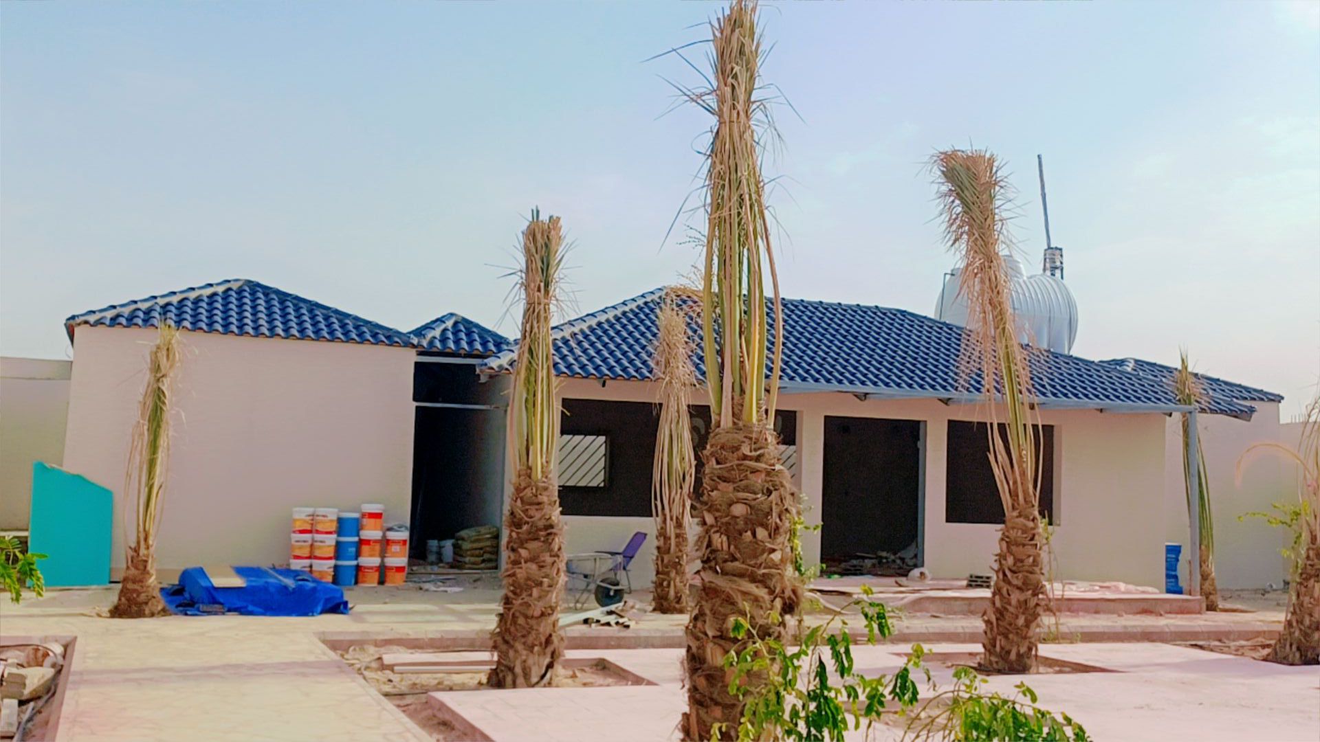 معلم قراميد والحديد توريدووتركيب جميع انواع قراميد